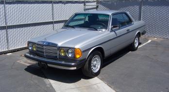 1982 Mercedes-Benz 300 CD-T - After